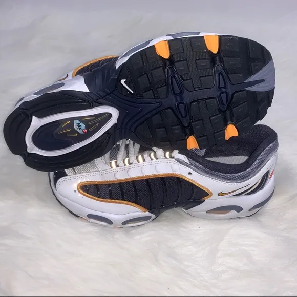 Nike Air Max Tailwind 4 (GS) - Youth 6Y Metro Grey Resin-White BQ9810-001
