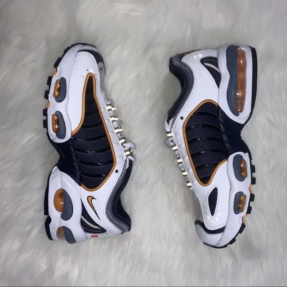 Nike Air Max Tailwind 4 (GS) - Youth 6Y Metro Grey Resin-White BQ9810-001