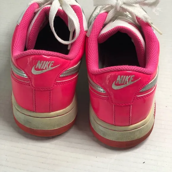 Nike Air Prestige 6.5Y Fits Womens 8.5 White Pink Athletic Low Shoes Sneakers