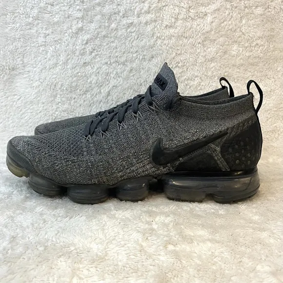 Nike Air VaporMax Mens Size 10 Athletic Shoes Wolf Grey Black Flyknit 942842-002