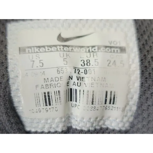 Nike Air Women’s Air Visi Pro 5 Sneakers Shoes Size 7.5 Black Gray