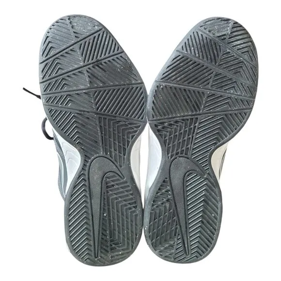Nike Air Women’s Air Visi Pro 5 Sneakers Shoes Size 7.5 Black Gray