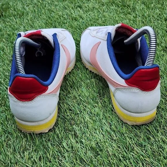 NIKE CORTEZ - Womens Shoes - SIZE 6