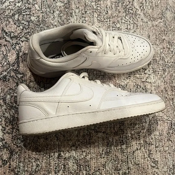 Nike Court Vision Low Women's Shoes sz 10 sneakers