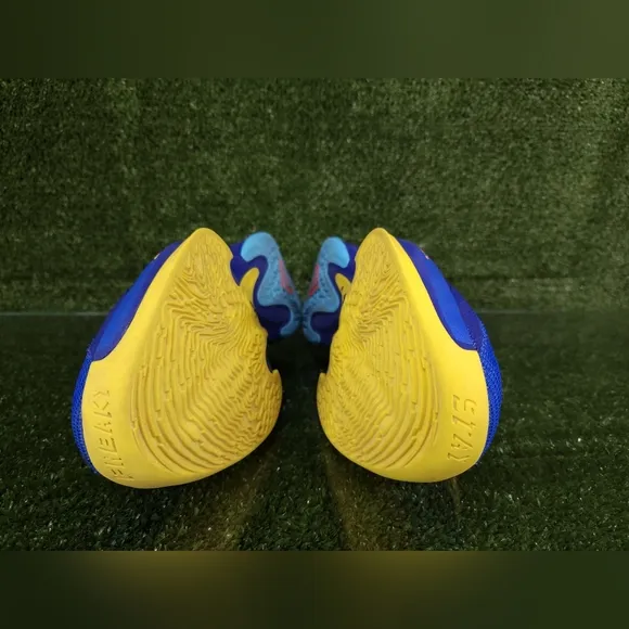 Nike Freak 4 SE Big Kids Royal Blue &amp; Yellow Basketball Shoes Size 6.5 Y
