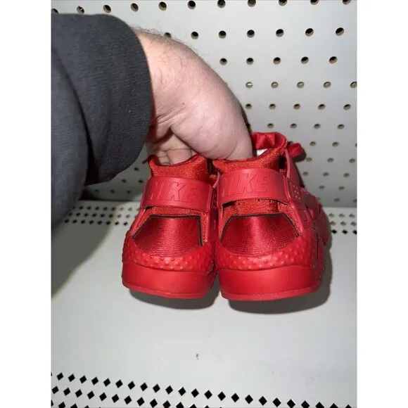 Nike Huarache Run GS Triple Red Athletic Shoes Sneakers Youth Size 4Y Womens 5.5
