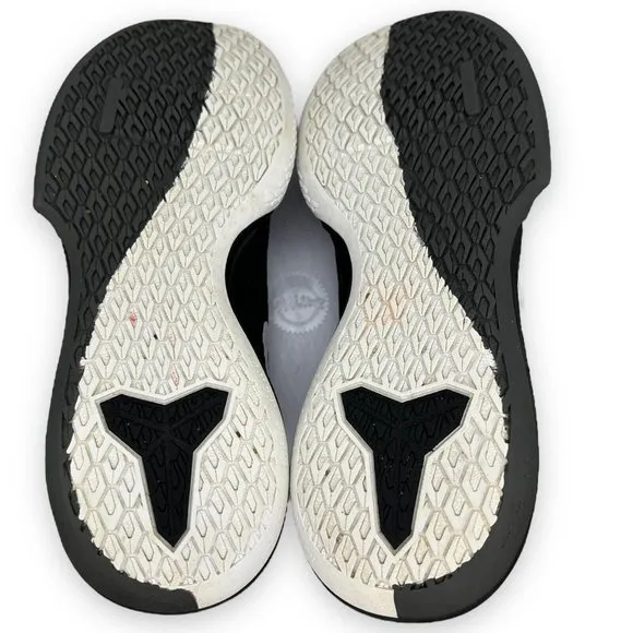 Nike Kobe‎ Bryant Mamba Focus TB Shoes Mens Black White AT1214-001 Size 6.5