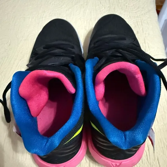 Nike Kyrie 5 Black/Pink Athletic Basketball Shoes AQ2456-003 Size 7Y