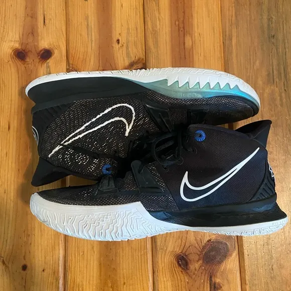 Nike Kyrie 7 Basketball Shoes Size 12.5