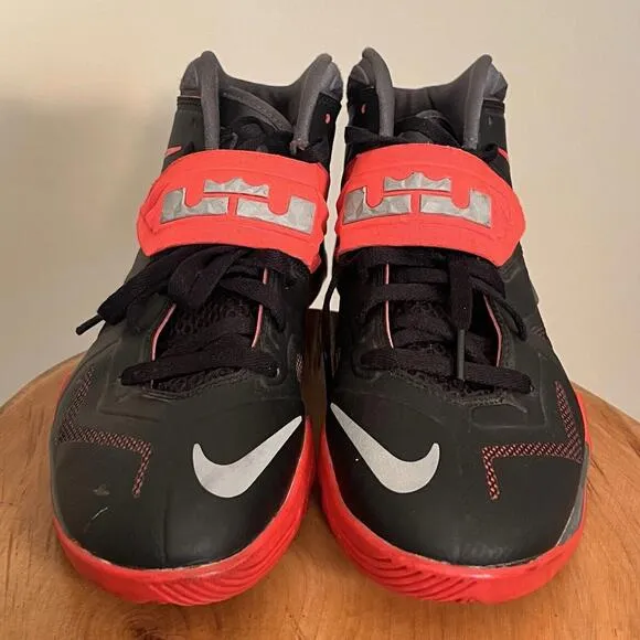 Nike LeBron Zoom Soldier 7 Mens Sz 8 US Black Athletic Shoes Sneakers 599264-003