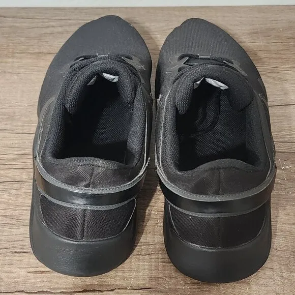 Nike Legend Essential 2 Men's Athletic Shoes Size 11 Black