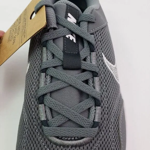 Nike Legend Essentials 3 NN Mens Size 8 Smoke Grey White Athletic Sneaker Shoes