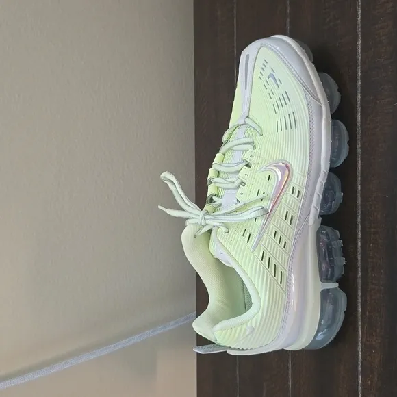 Nike Lime Green Iridescent VaporMax 360 Athletic Workout Shoes Size 12