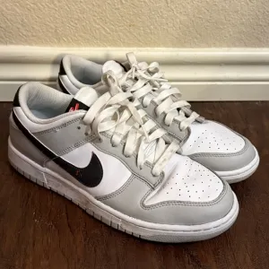 Nike Men's Dunk Low SE ‘Lottery Pack’ Sneakers Sz 9