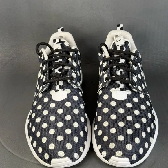 Nike Men's Roshe One NM QS 'Polka Dot athletic sneaker shoes size 9.5