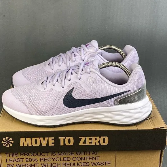 Nike Revolution 6 'Violet Frost' sneaker shoes Youths size 7 (womens size 9)