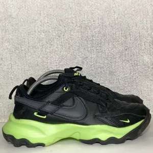 Nike TC 7900 Womens Black Ghost Green Running Athletic Sneakers Shoes SZ US 8.5