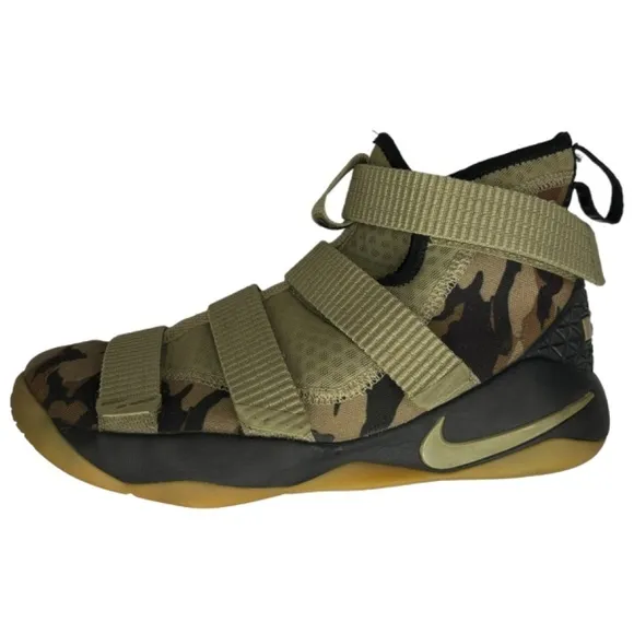 Nike Zoom Athletic Shoes Lebron Soldier 11 Camo Boys Size 6 Youth