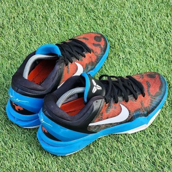 NIKE ZOOM KOBE 7 - Mens Sneakers - SIZE 7.5