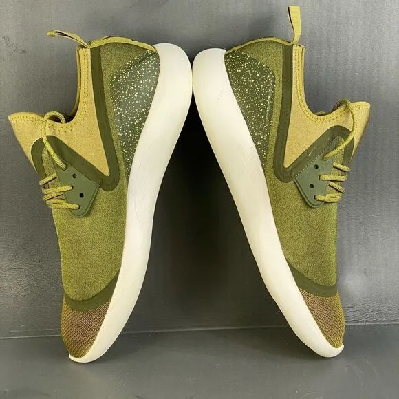 NIKE LUNARCHARGE ESSENTIAL “CAMPER GREEN” sneaker shoes womens 13