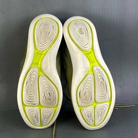 NIKE LUNARCHARGE ESSENTIAL “CAMPER GREEN” sneaker shoes womens 13