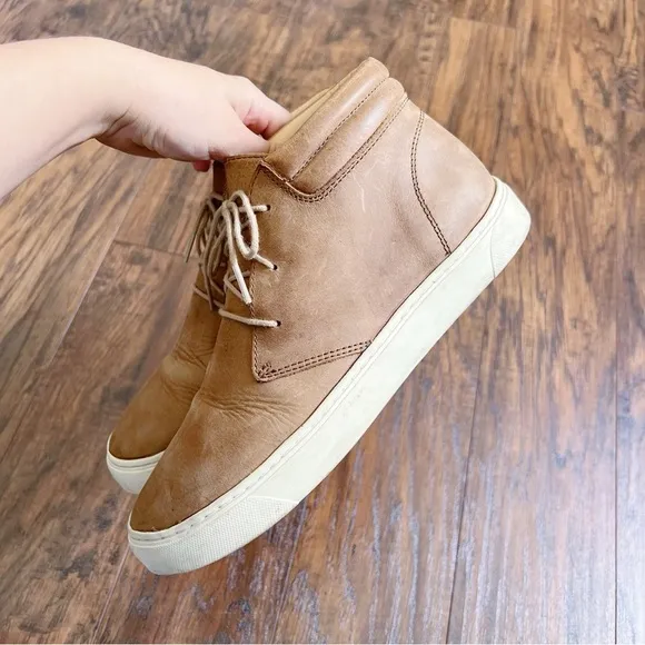 Nisolo • Everyday Mid Top Sneaker Tobacco leather tan beige lace up
