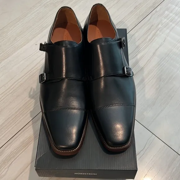 Nordstrom shoe, brand new never worn size 13