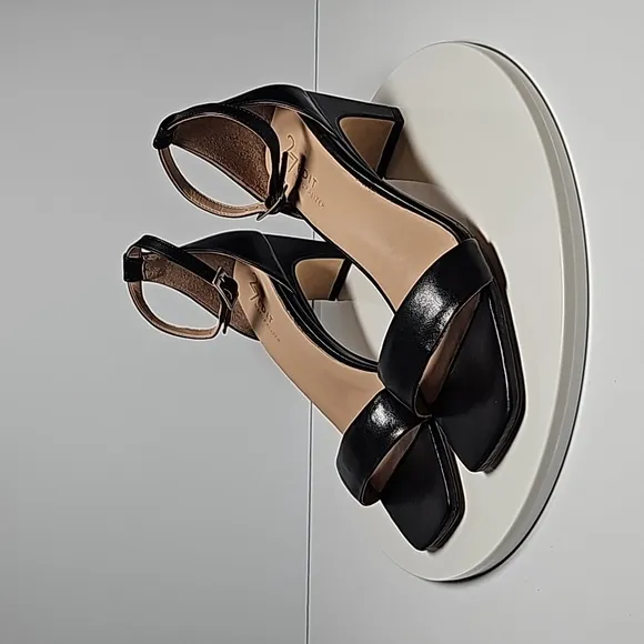 NWOT 27 Edit Naturalizer Iriss Heel Sandal Ankle Strap Square Leather Black 7