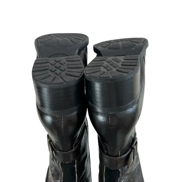 NWOT Born Gibb Knee High Boots Size 7M