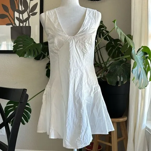 NWOT Free People Eye Catching Mini Dress Sleeveless Open Back Bow V Neck L
