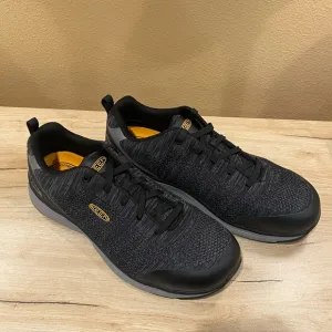 NWOT KEEN UTILITY Men's Black Athletic Shoes. Size 13D