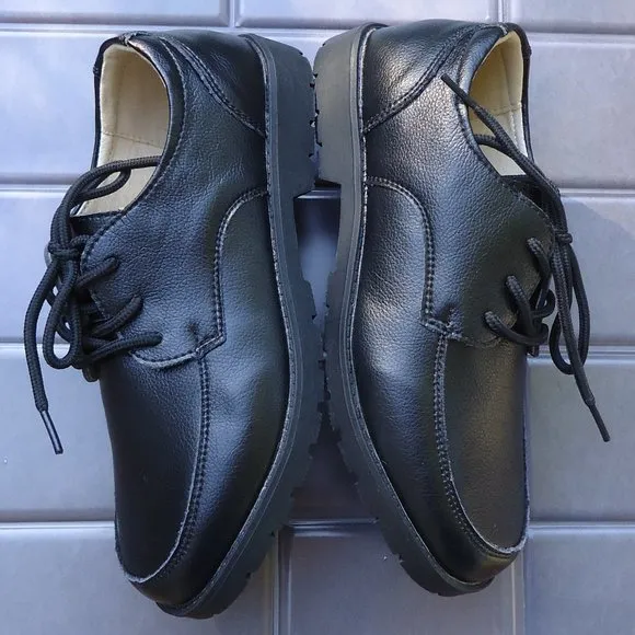 NWOT. SIZE 22.5 / 35. Alpheligance Boy's Kids Black Oxford Leather Dress Shoes.