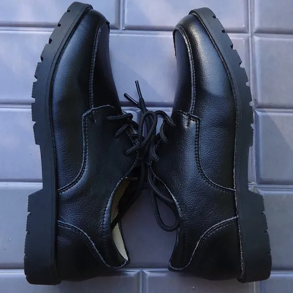 NWOT. SIZE 22.5 / 35. Alpheligance Boy's Kids Black Oxford Leather Dress Shoes.