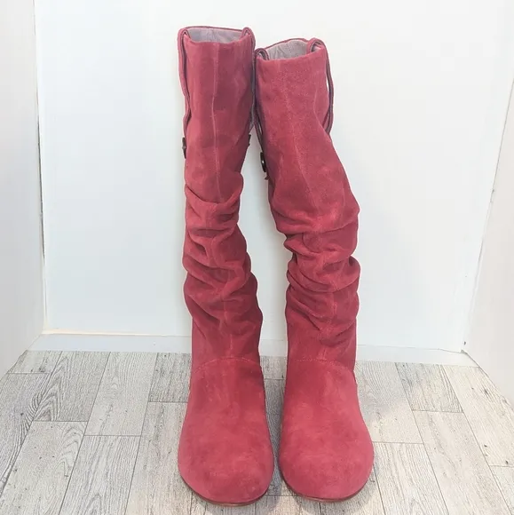 NWOT UGG Highkoo II knee high boots