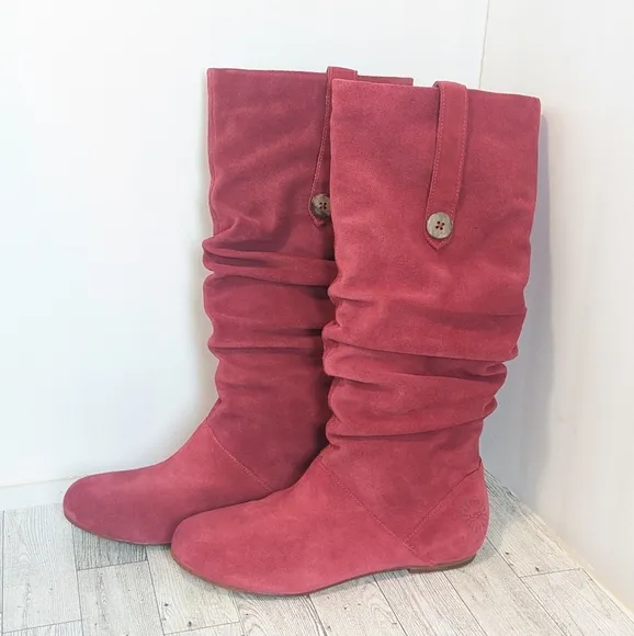 NWOT UGG Highkoo II knee high boots