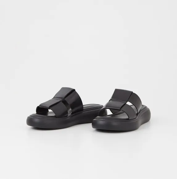 NWOT Vagabond Blenda Sandals in Black Leather