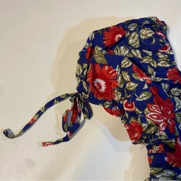 NWT Blu Pepper Size S Blue Red Floral Puff Sleeve Smocked Sweetheart Neck Dress