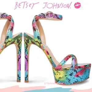 NWT BNIOB Steve Madden Snake Multicolor Platform Sandals Stilettos