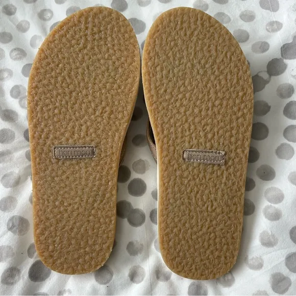NWT Hari Mari Women’s Limited Edition Lagos Sand Sandals Size 6
