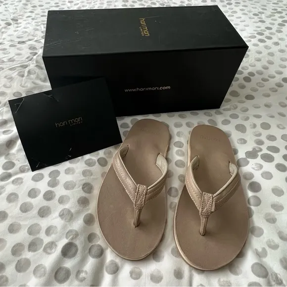 NWT Hari Mari Women’s Limited Edition Lagos Sand Sandals Size 6