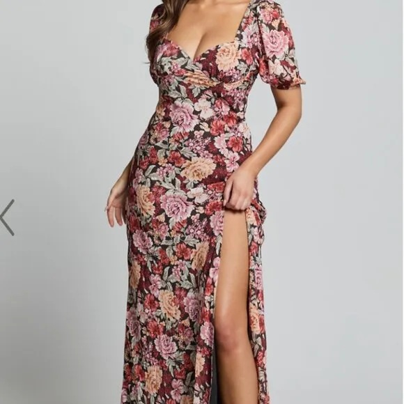 NWT Showpo Lorie Maxi Dress Short Sleeve Cut Out Tie Back Dress Boheme Floral