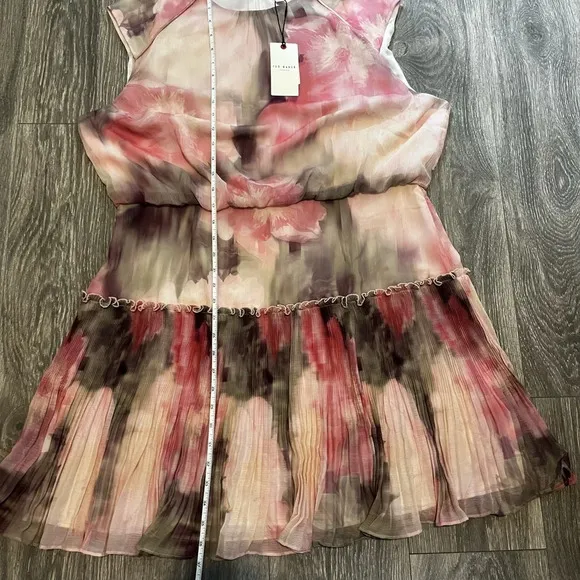 NWT Ted Baker London Amorita BlurredFloral Print Waisted Sleeveless Mini Dress