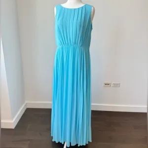 Ocean blue pleated maxi dress by WHBM. Size 12 .