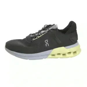 On Cloud cloudnova Flux women’s gray athletic running shoes size 6