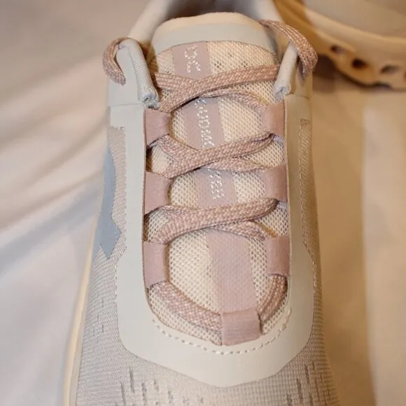 ON CLOUD WOMEN'S CLOUDMONSTER ATHLETIC SHOES‎ MOON/FAWN NIB
