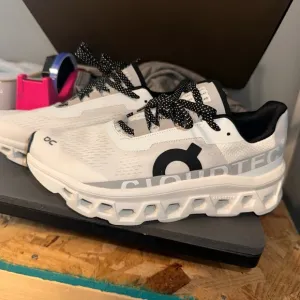 On Running Cloudtec Athletic Shoes - White and Black