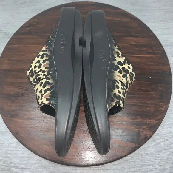 OOFOS OOahh Limited Women’s Size 7 Slide Sandal Multicolor Leopard Print Comfort