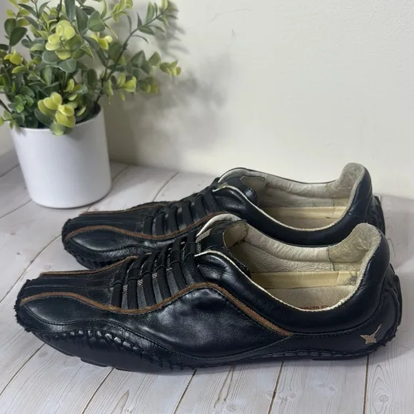 Pikolinos Black Leather Slip On Driving Men's Shoes Moccasin Loafers Size 9.5