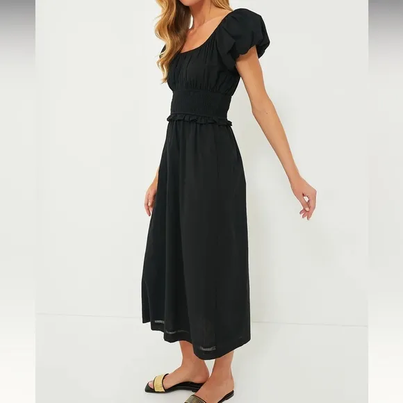 POMANDER PLACEBlack Puff Sleeve Flynn Dress