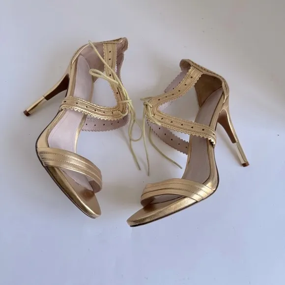 Pour La Victoire Shanna Gold Leather Dress Open Toe Heels Size 8.5